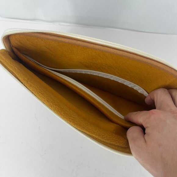 Canvas Life Striped Laptop Case 16" - Picture 3 of 10